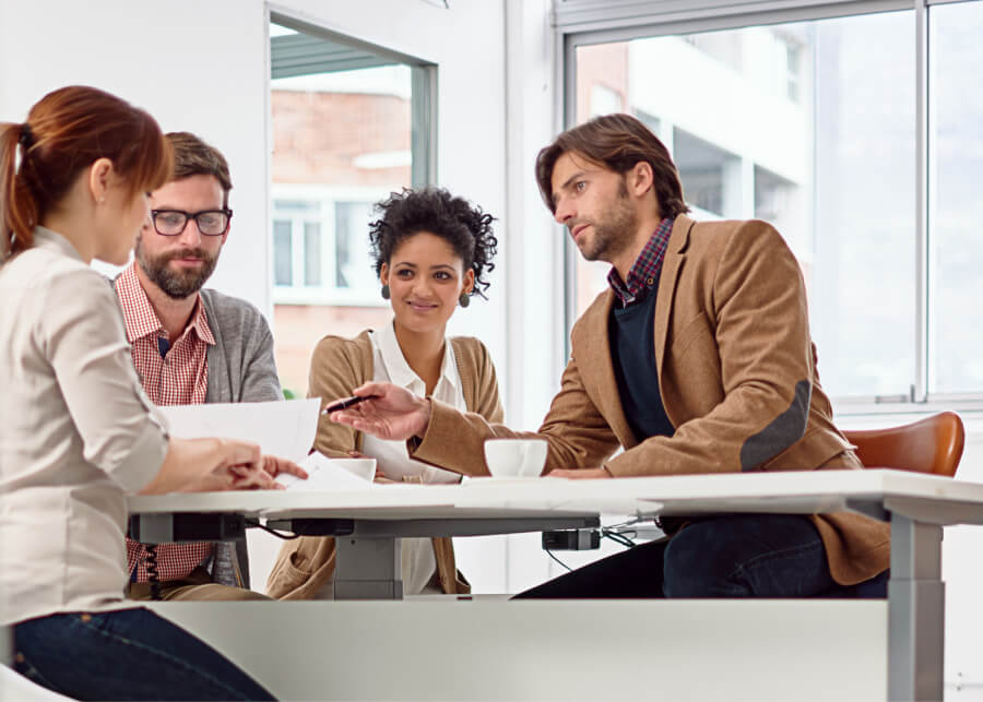 ERP Standard ou Logiciel Sur Mesure : Quel Choix pour Votre Entreprise ? | HERFA MIROTECH 